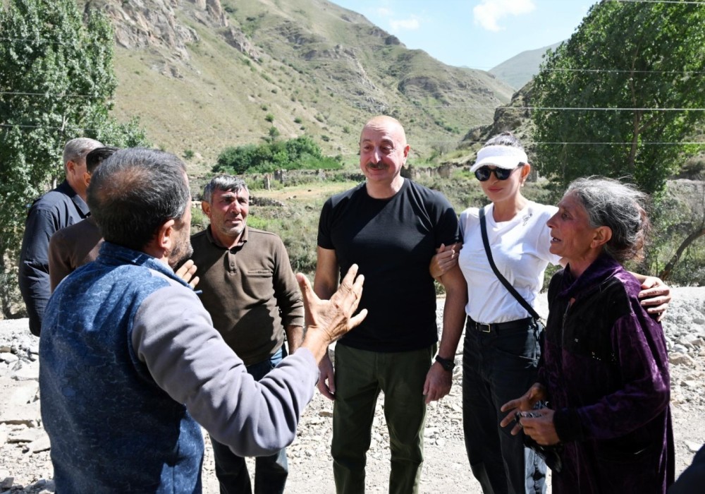 Prezidentlə Kəlbəcər sakinlərinin səmimi görüşü -FOTOLAR